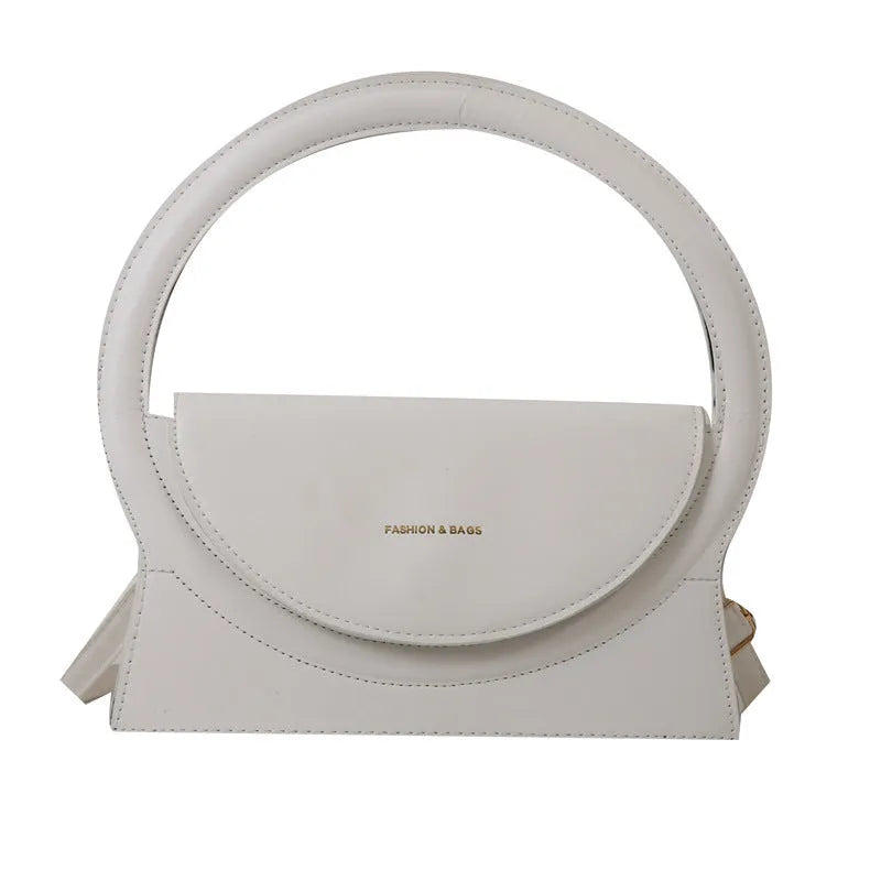 Horizontal square messenger bag in street style with sandwich pocket and phone compartment