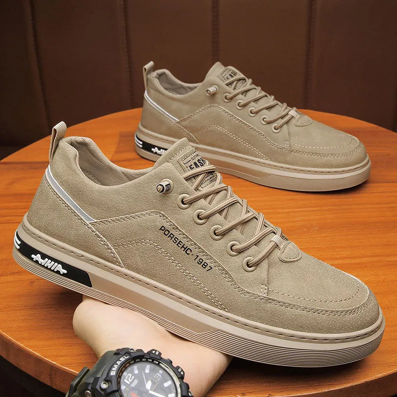Men's waterproof work shoes in khaki colour with round toe and non-slip rubber soles