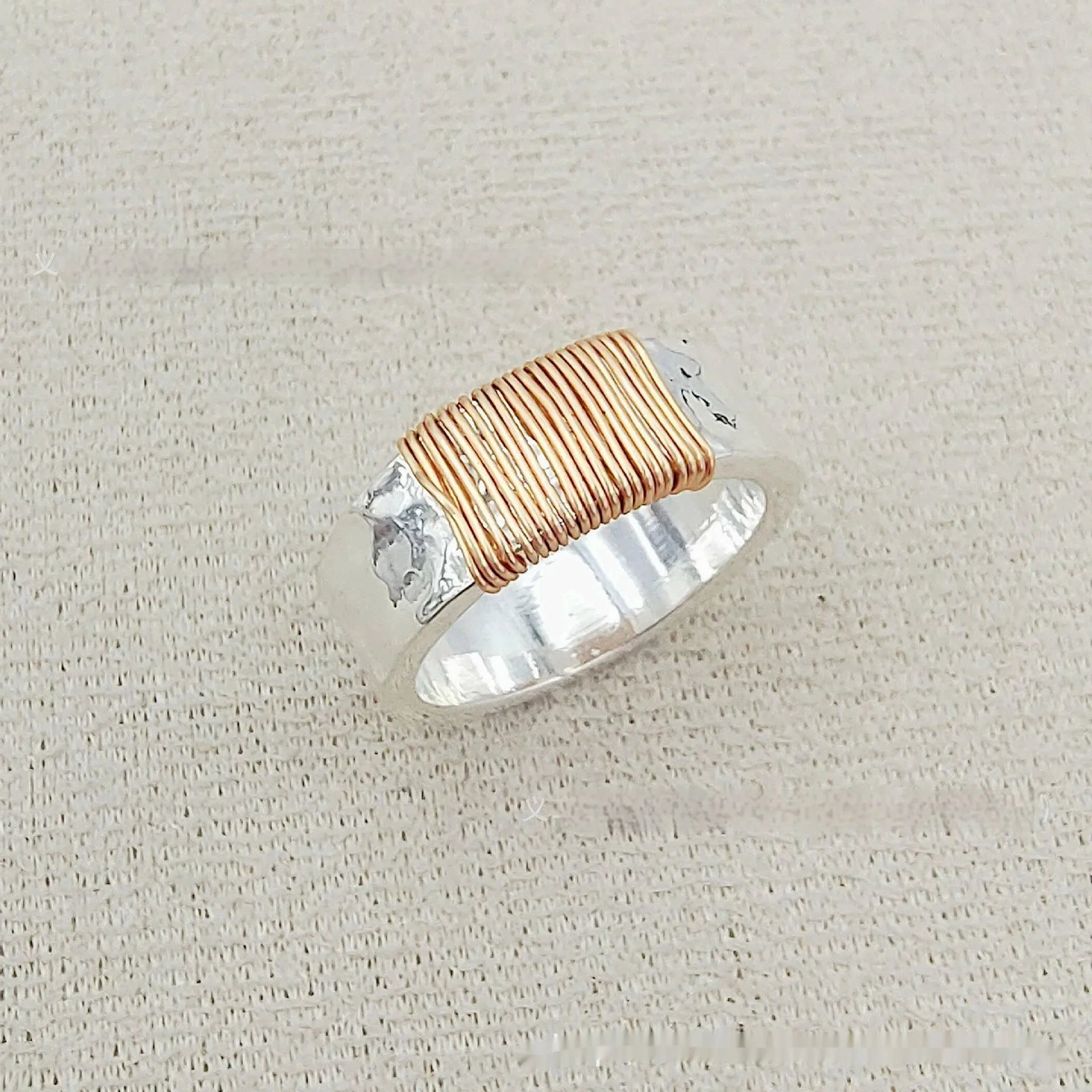 Copper simple bracelet with vintage ring irregular coil design in silver-gold colour