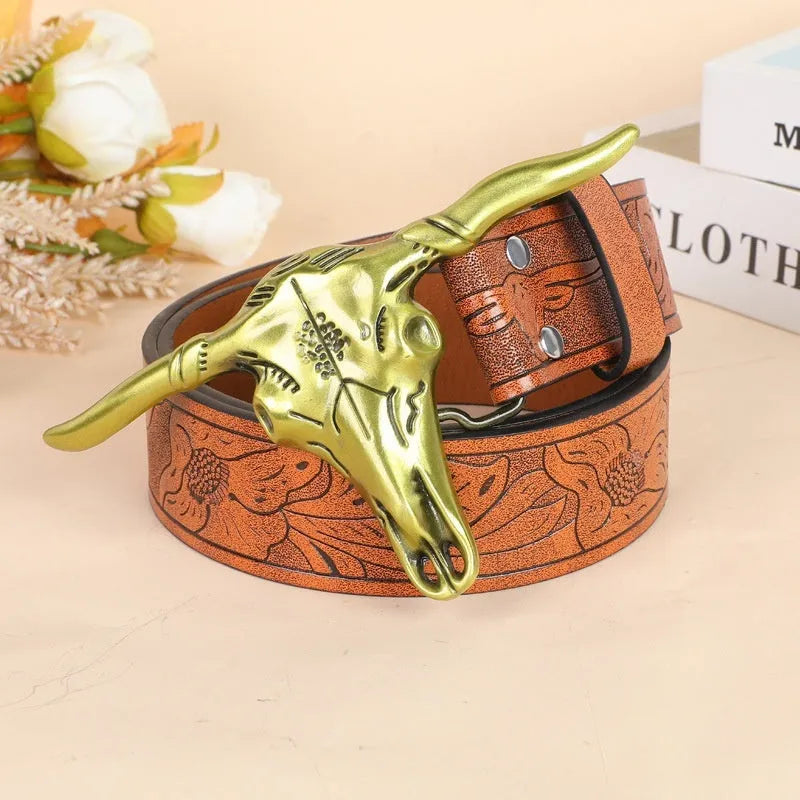 Men's belt with cow head alloy buckle in imitation leather with pin buckle fastening