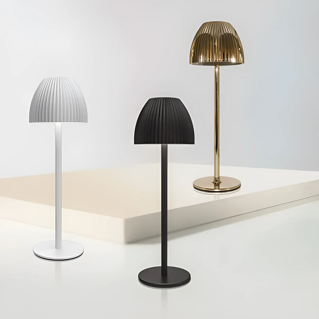 Ins pattern dimming small night lamp with thin round base in black or white colour options