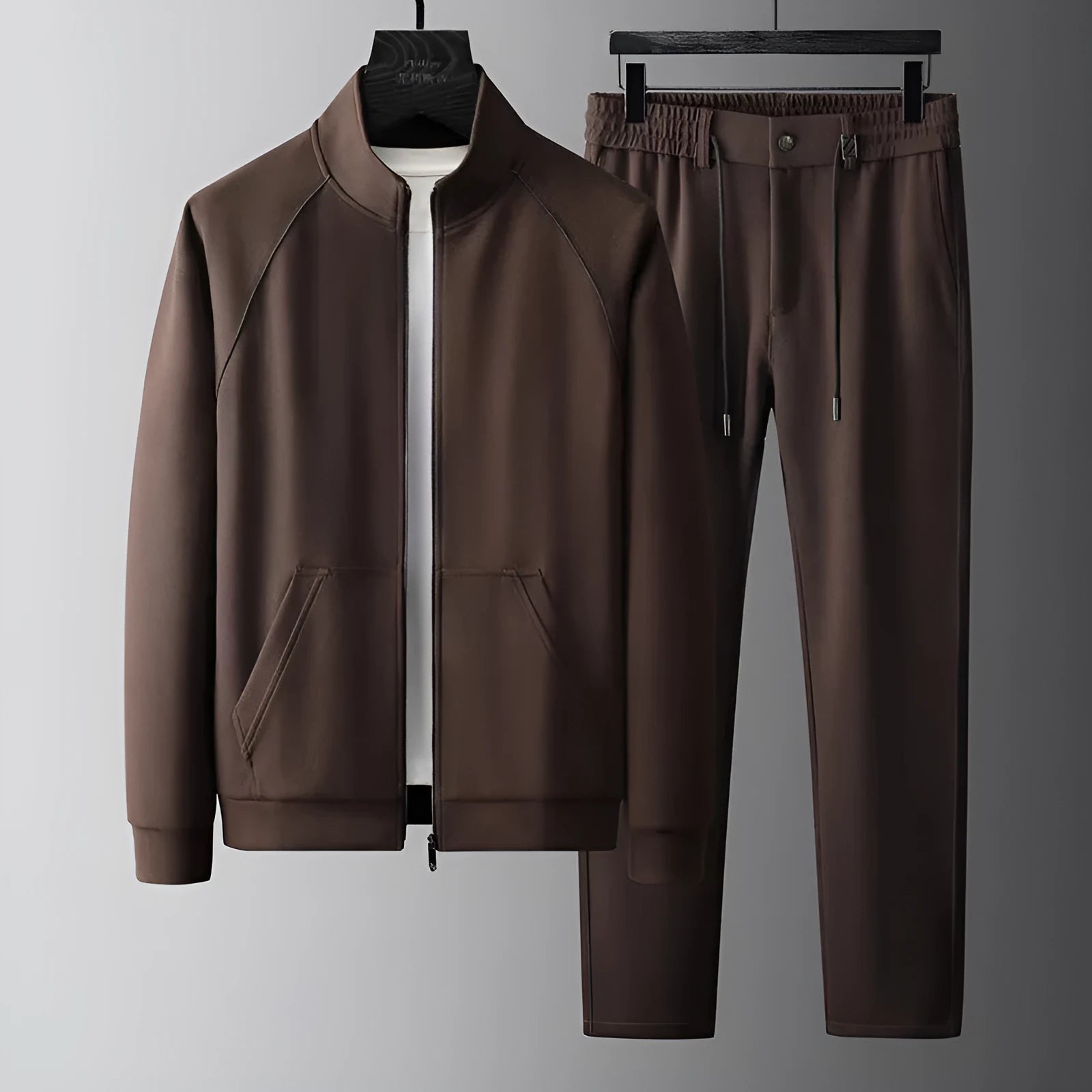 Men's stand collar casual sports suit in slim fit with matching trousers