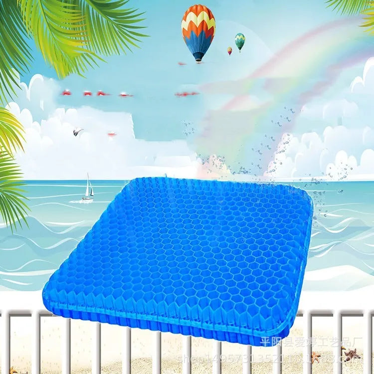Grey double-thick gel seat cushion with honeycomb pattern, showing removable PVC cover.