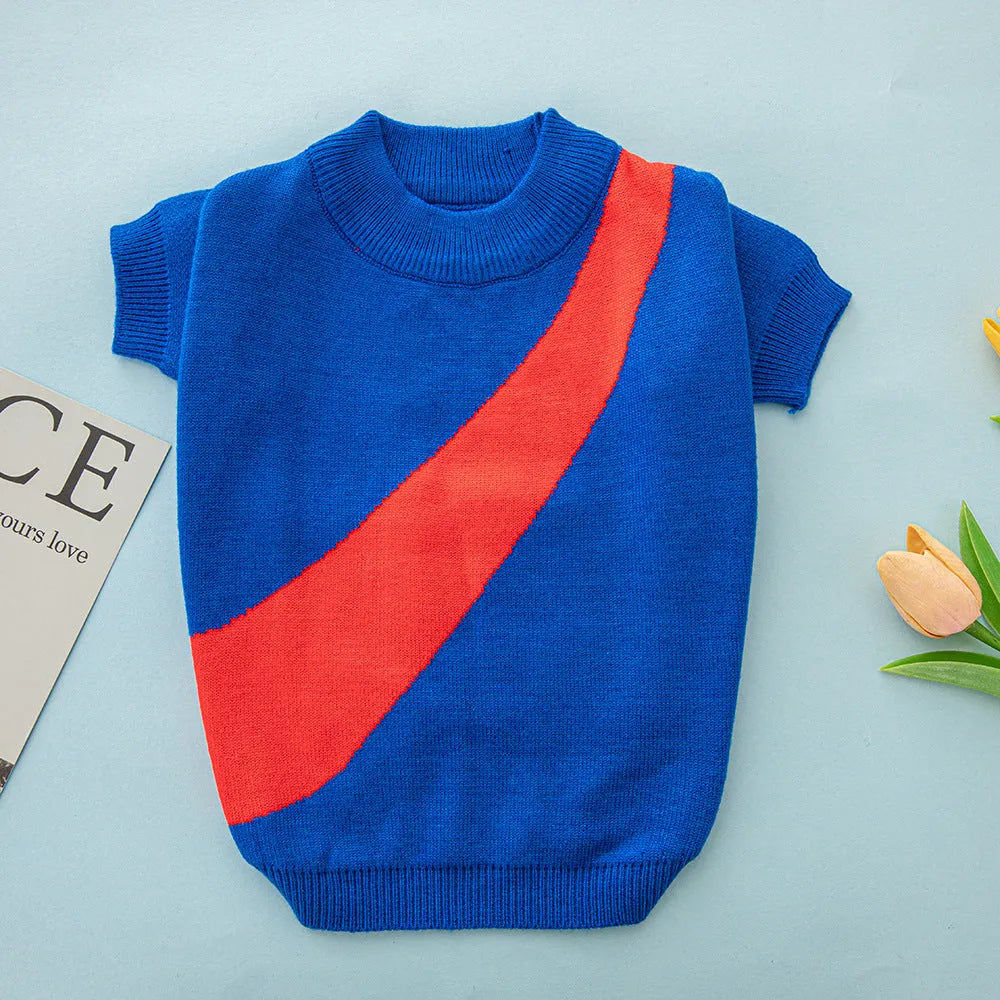 A wool knit dog sweater for corgis and poodles in a choice of six colours and sizes XS to XXL.