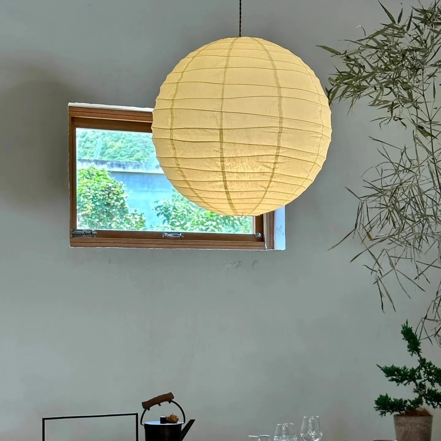 Japanese style rice paper chandelier in three sizes with three-colour warm lighting