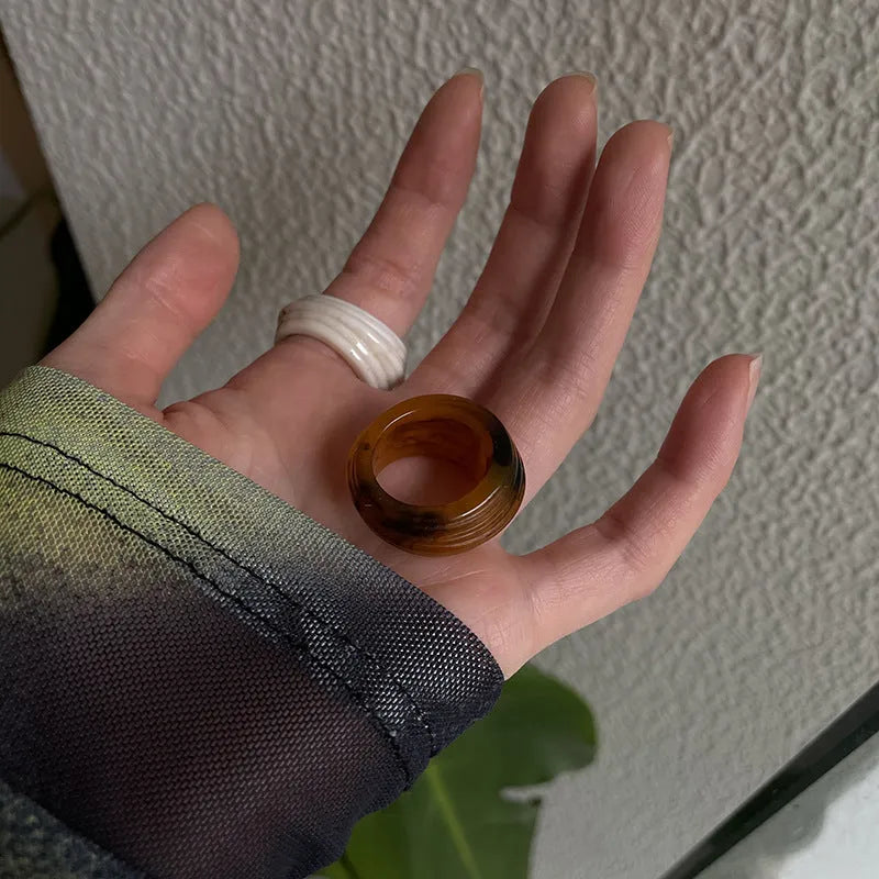 Resin geometric ring with irregular wide band in Chinese style design