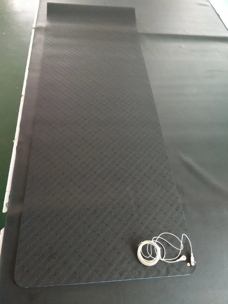 Blue conductive yoga mat with floral pattern, 182cm length, 5mm thickness, and grounding wire