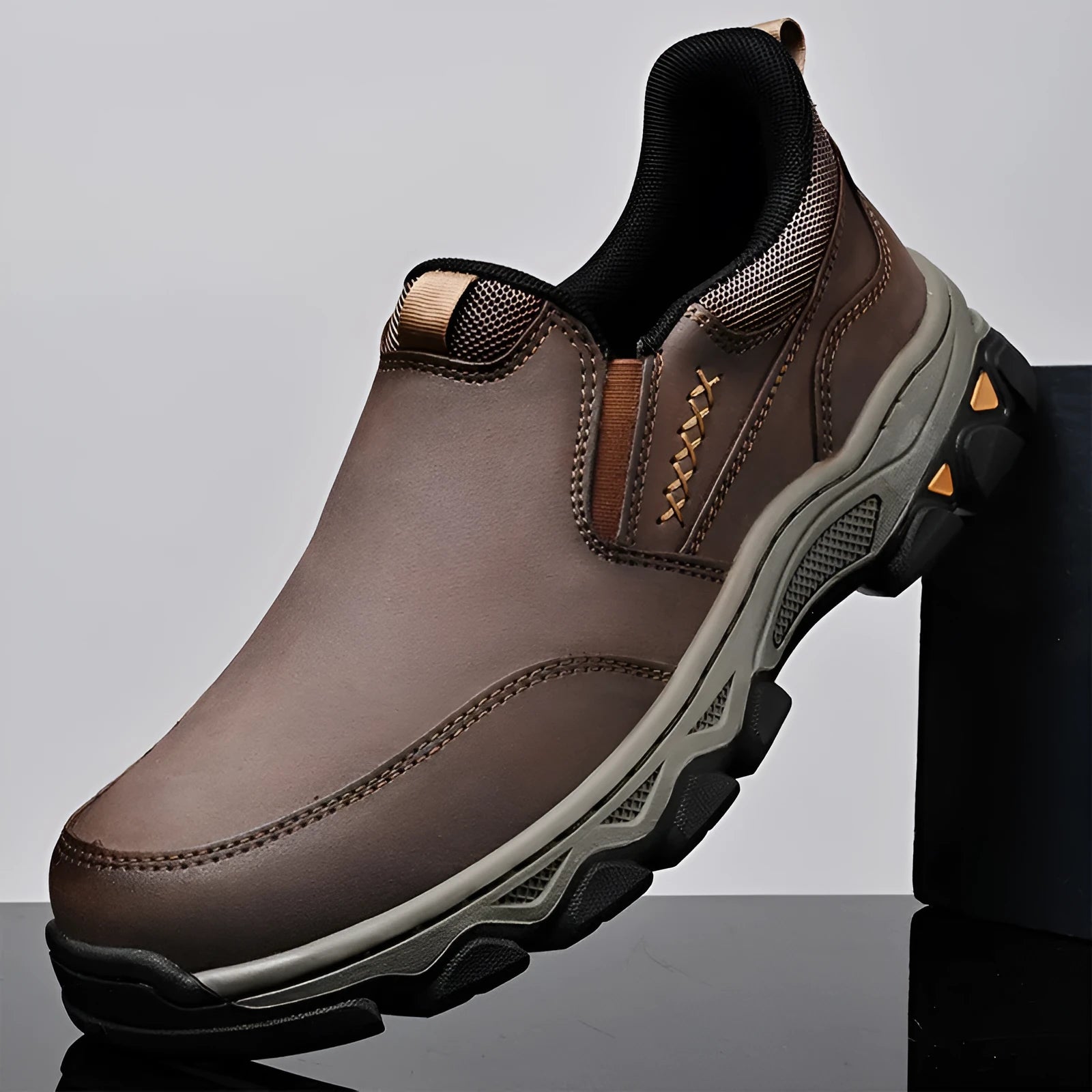 Men's casual shoes with rubber soles and PU upper in dark brown, black and grey colours