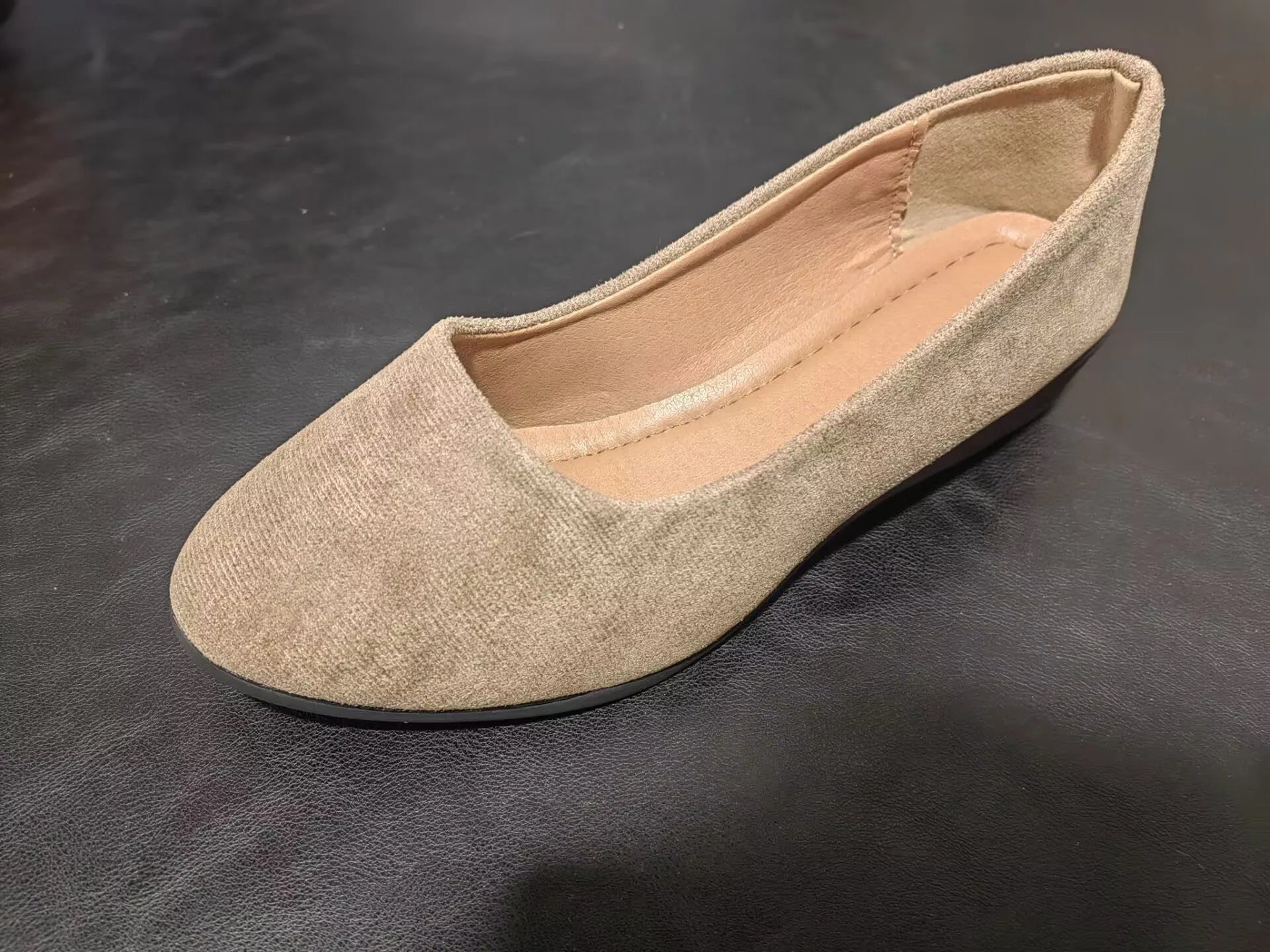 Women's pointed toe wedge pumps with shallow mouth design in suede upper and rubber sole