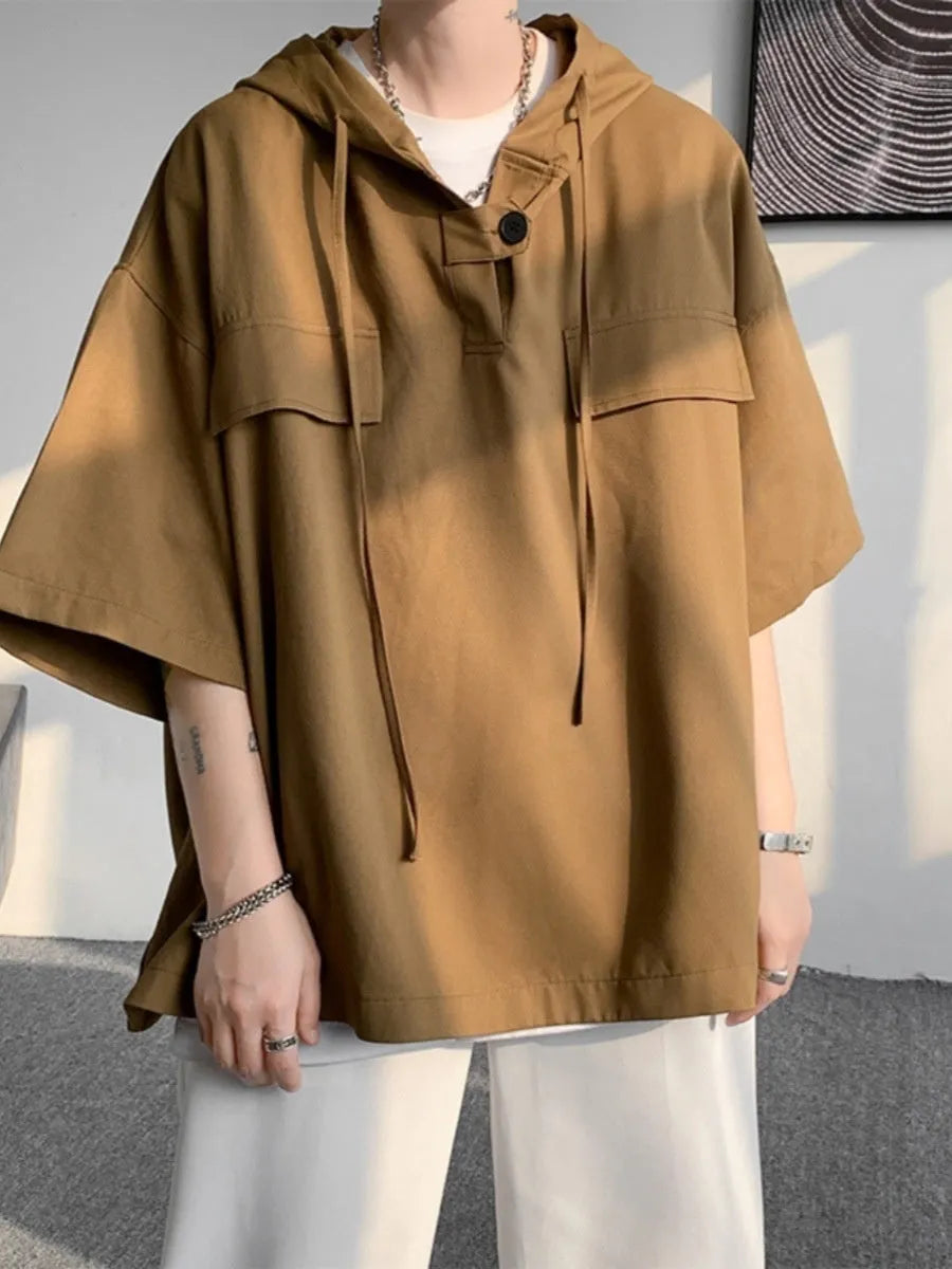 Men's hooded short sleeve T-shirt in solid colour with loose fit summer design