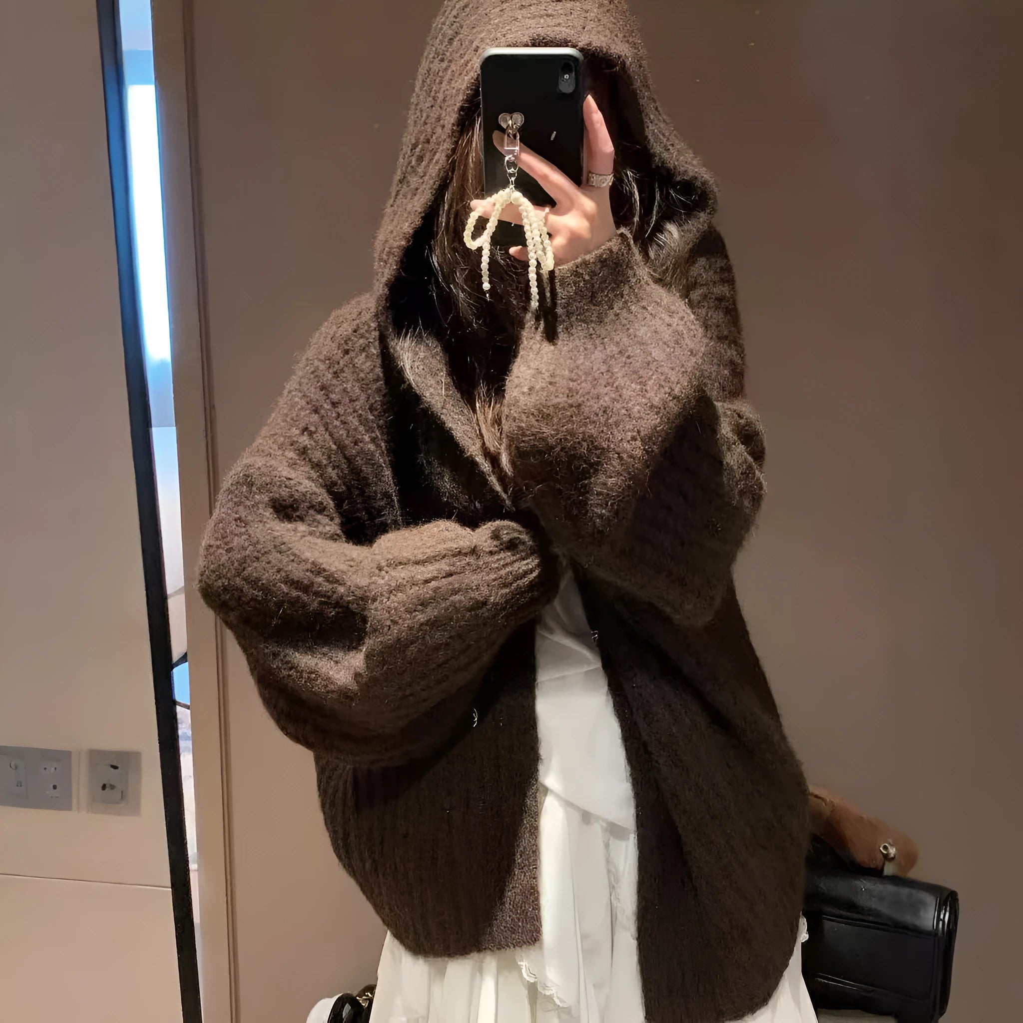 Women's brown retro-style hooded cardigan with loose fit and thick acrylic fabric