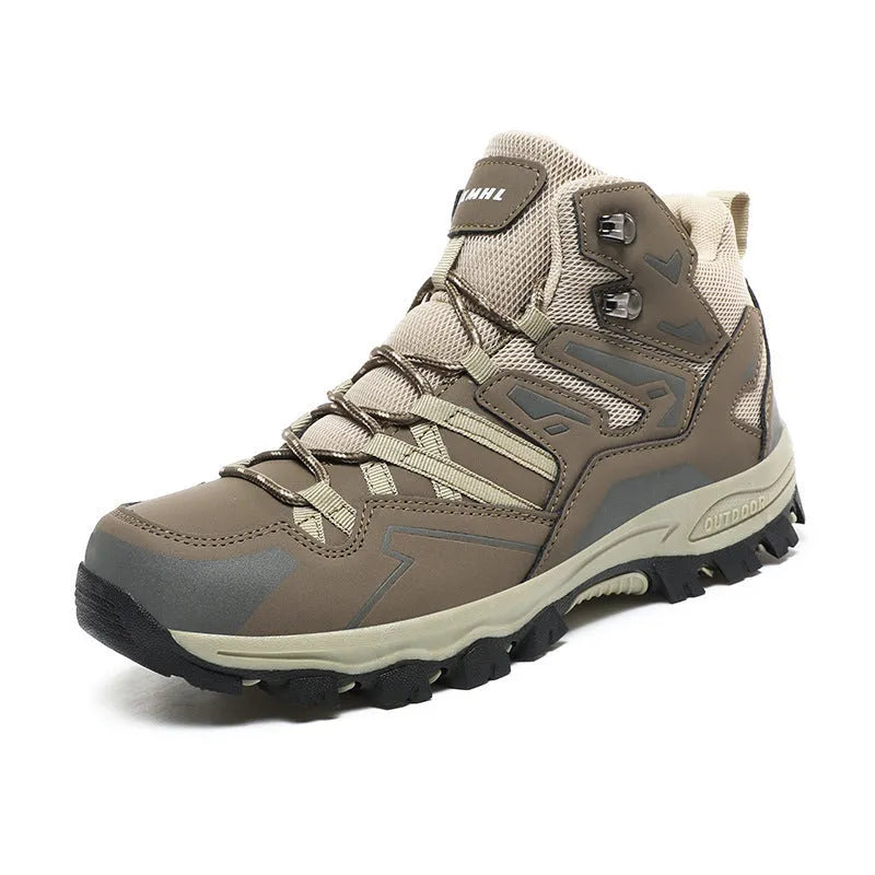 Flannel upper hiking sneakers with rubber sole in five colours on mountain trail