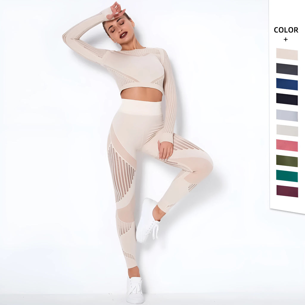 Women's seamless knitted long-sleeved yoga suit in nylon-polyester-spandex fabric blend
