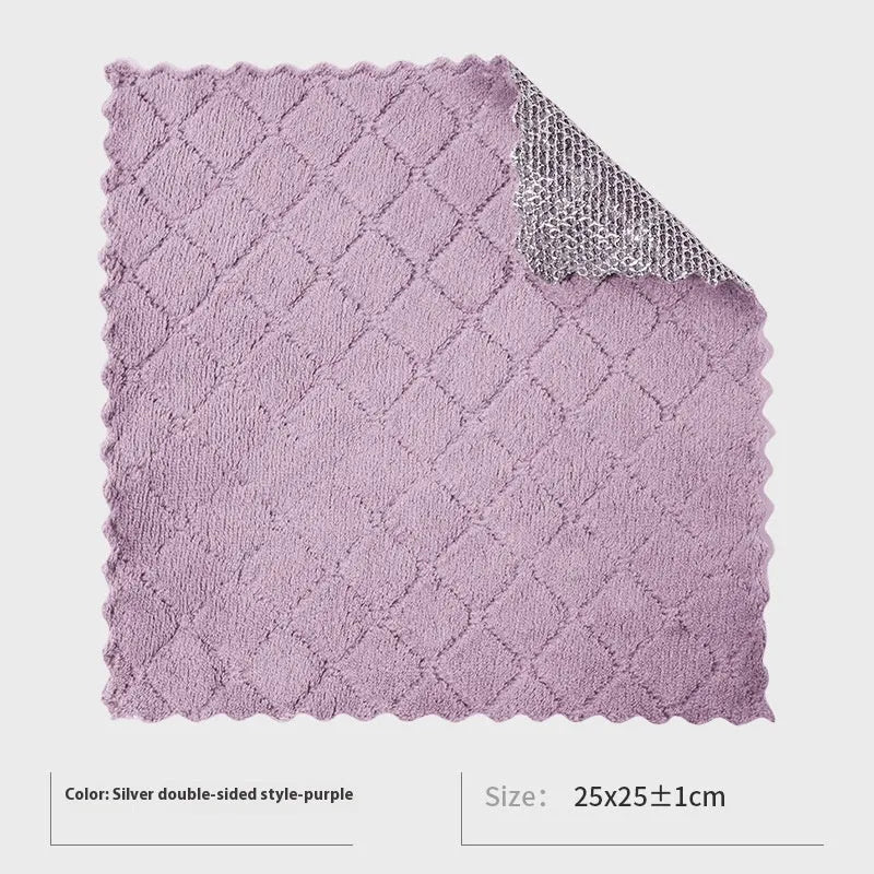 Silver wire and coloured microfiber cleaning cloths in 20x20cm and 25x25cm sizes laid flat.