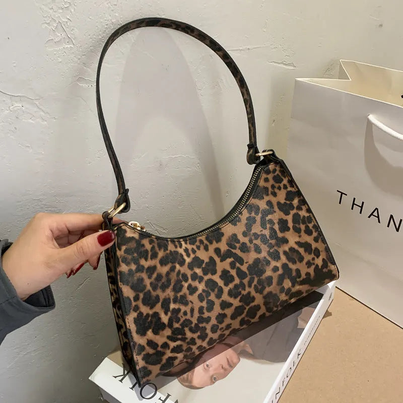 Korean style small square women's shoulder bag in PU material with multiple colour options