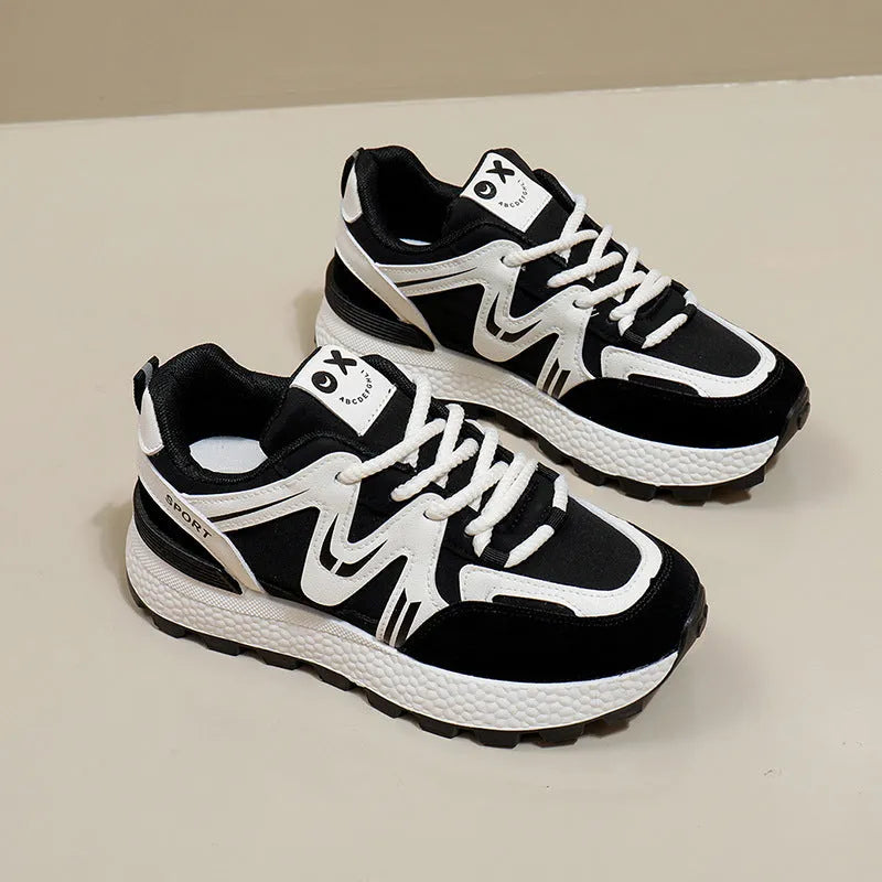 Women's platform casual shoes in artificial PU with lace-up front and round toe design