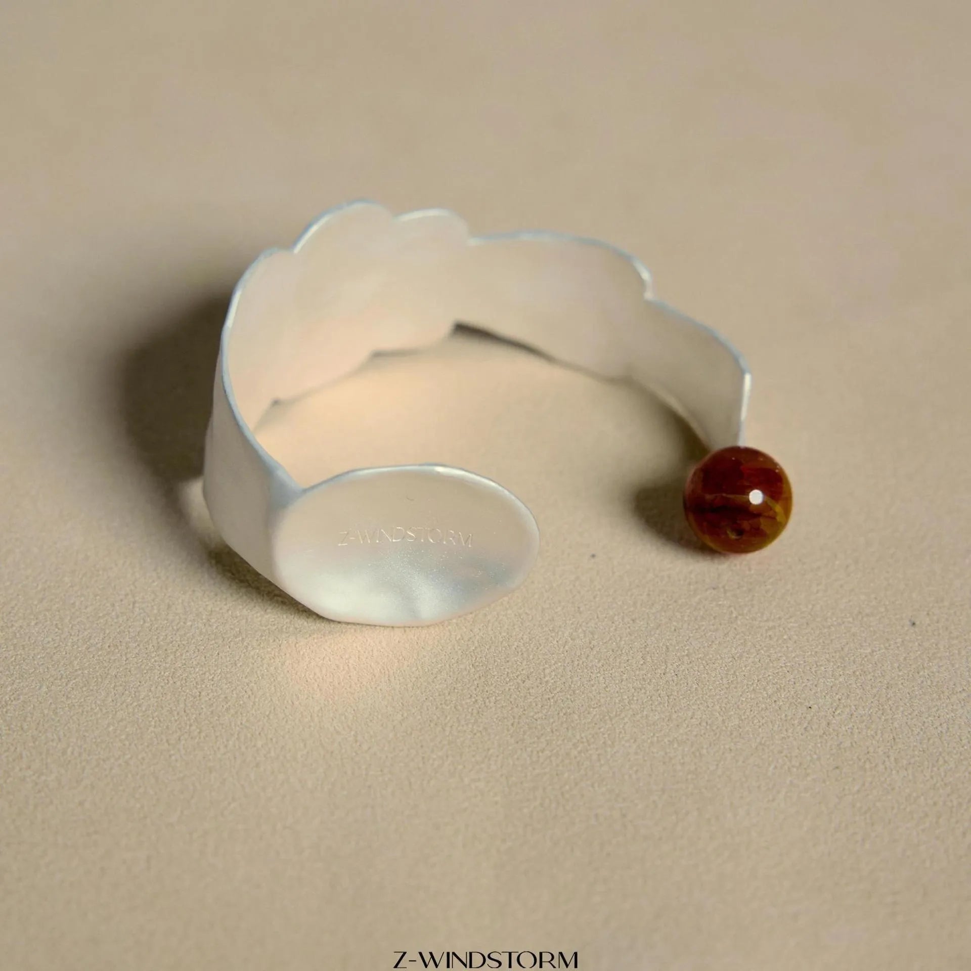 Alloy stewed pork and spoon design jewellery set with electroplated finish showing ring and bracelet