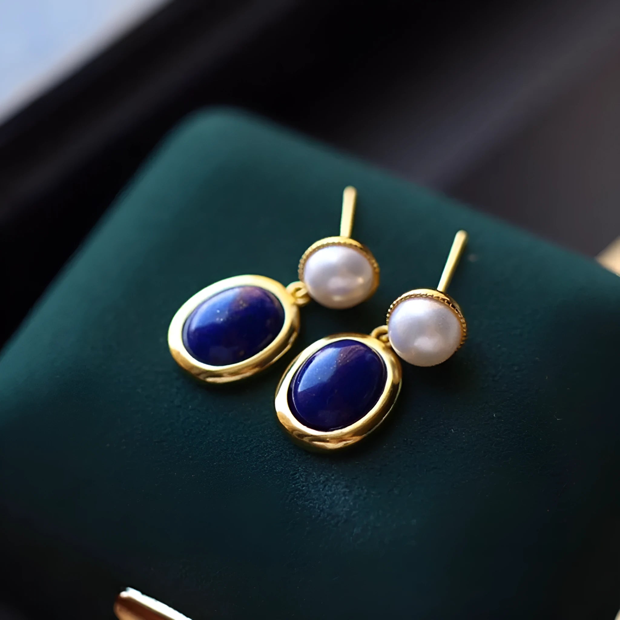 Lapis lazuli pearl sterling silver earrings with 925 purity and simple style