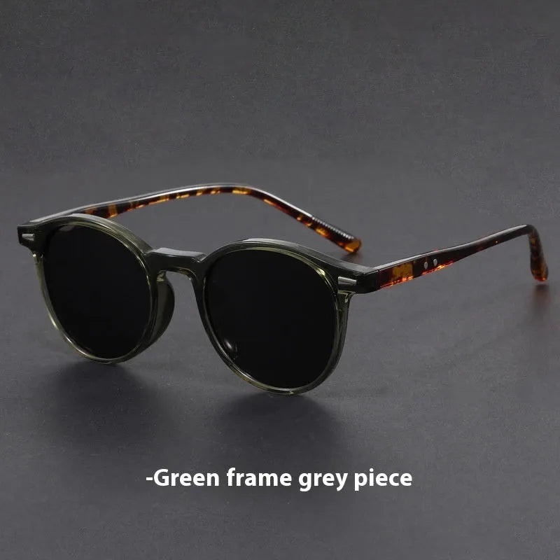 Retro round frame sunglasses with UV400 polarised lenses in five colour options