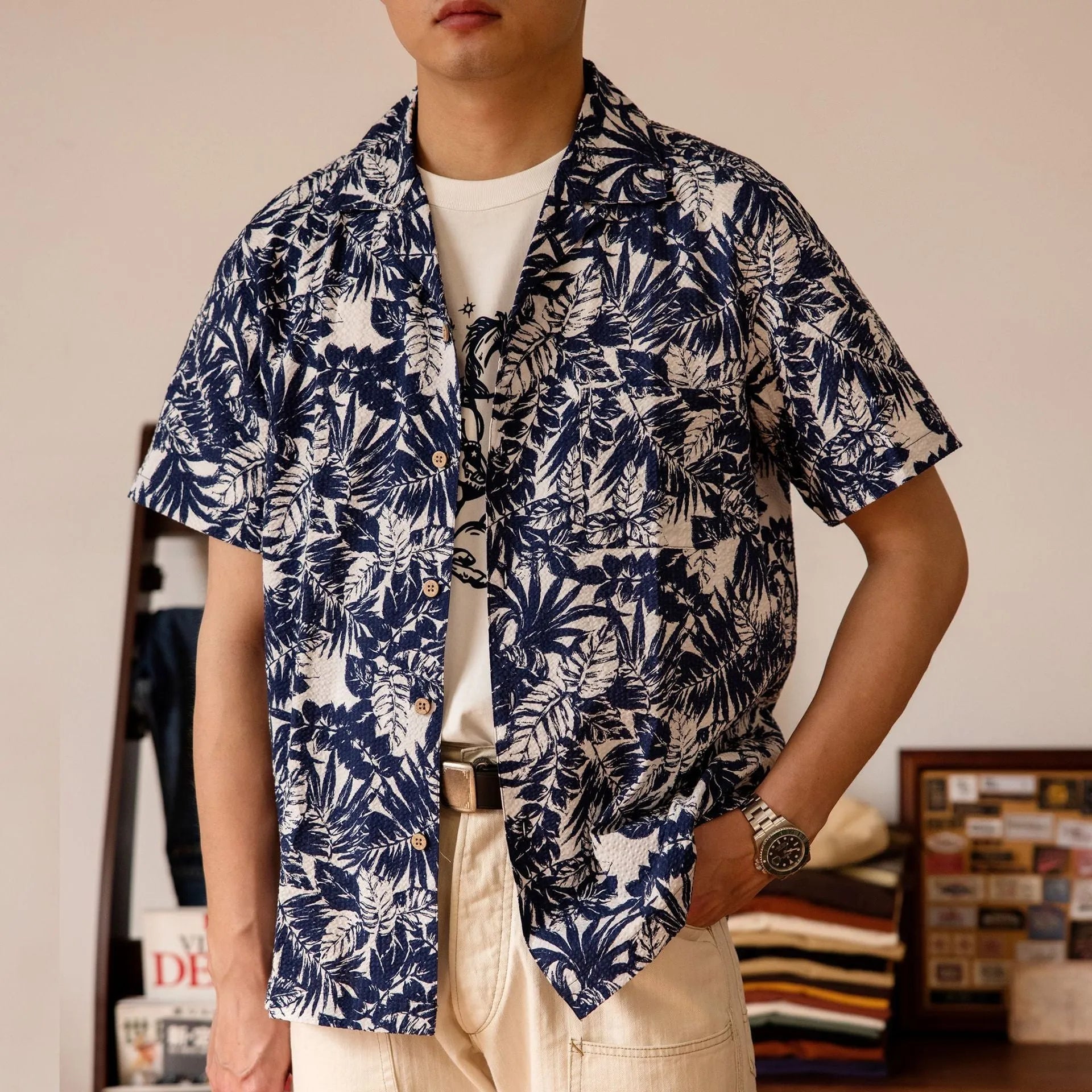 Vintage floral print seersucker shirt with Cuban collar in loose cardigan style for men