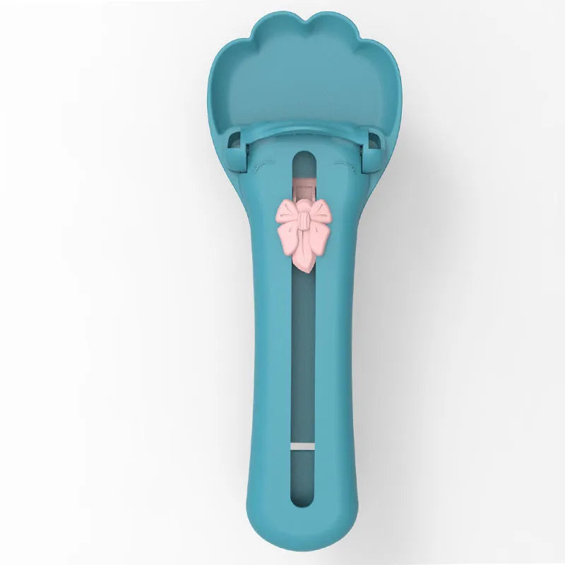 22cm green and pink pet food squeezer scoop with clear reservoir and soft silicone tip