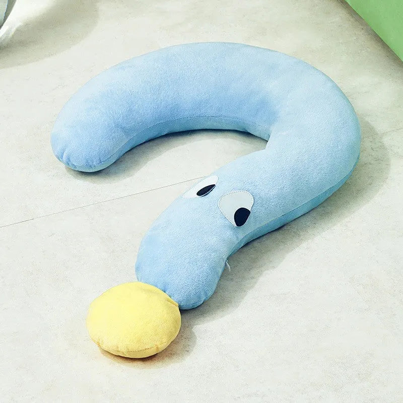 Blue or yellow pet pillow for dogs and cats measuring 62 by 39 centimetres