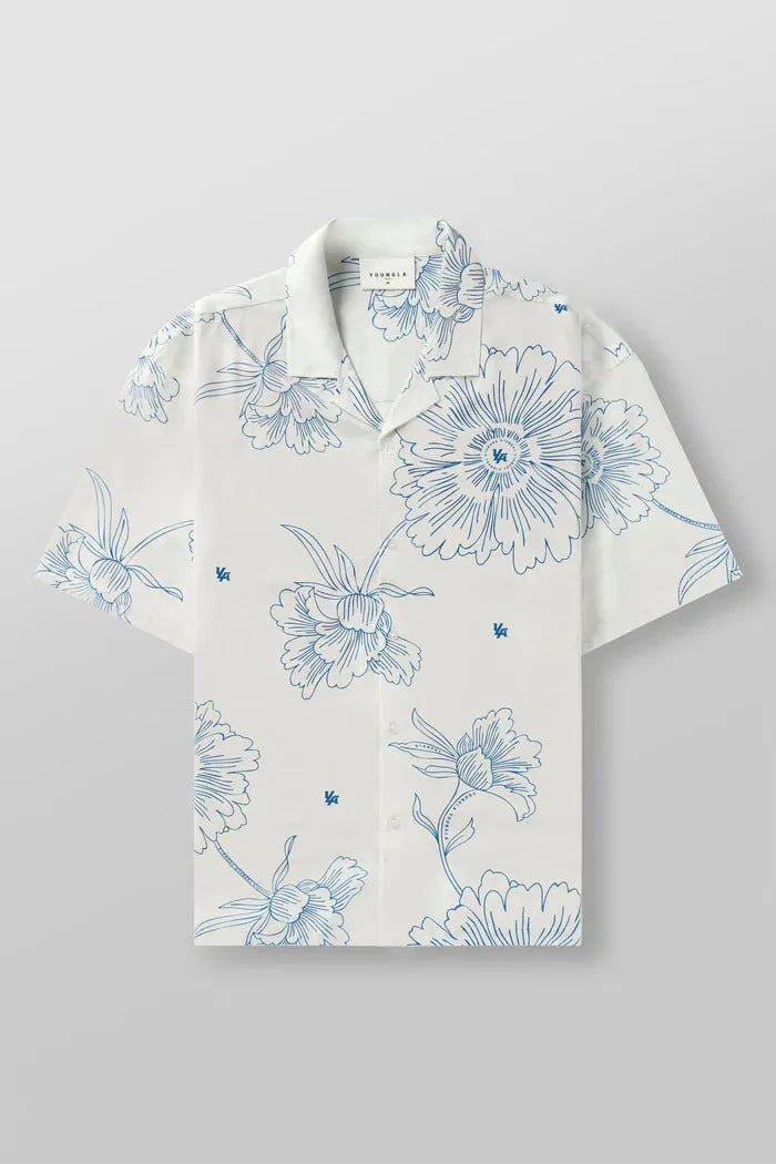 Men's loose fitting short sleeve top with floral print pattern in lightweight polyester fabric
