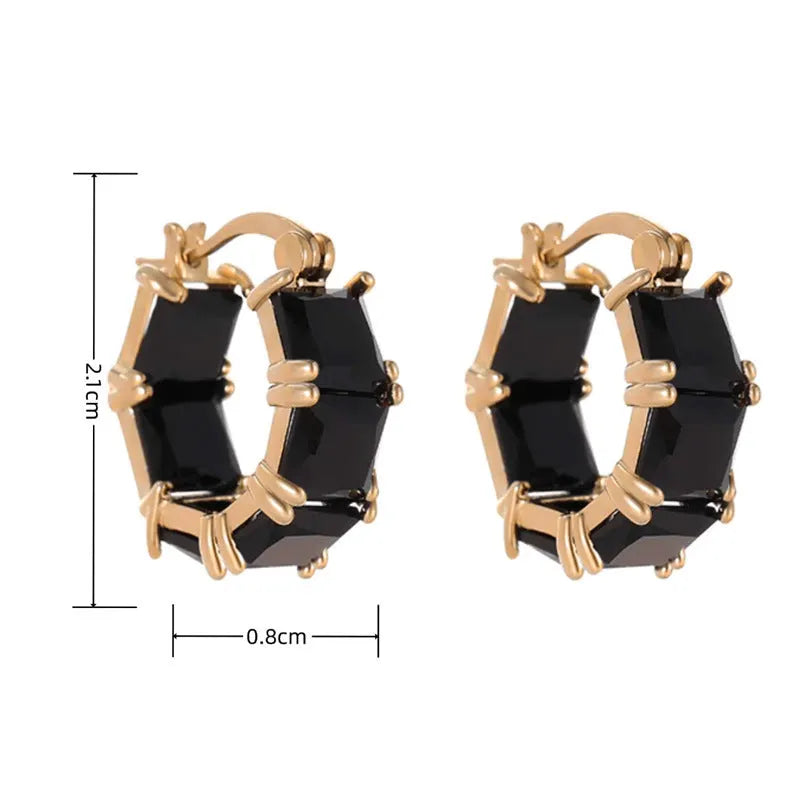 Geometric U-shaped gold ear rings with round black zircon stones