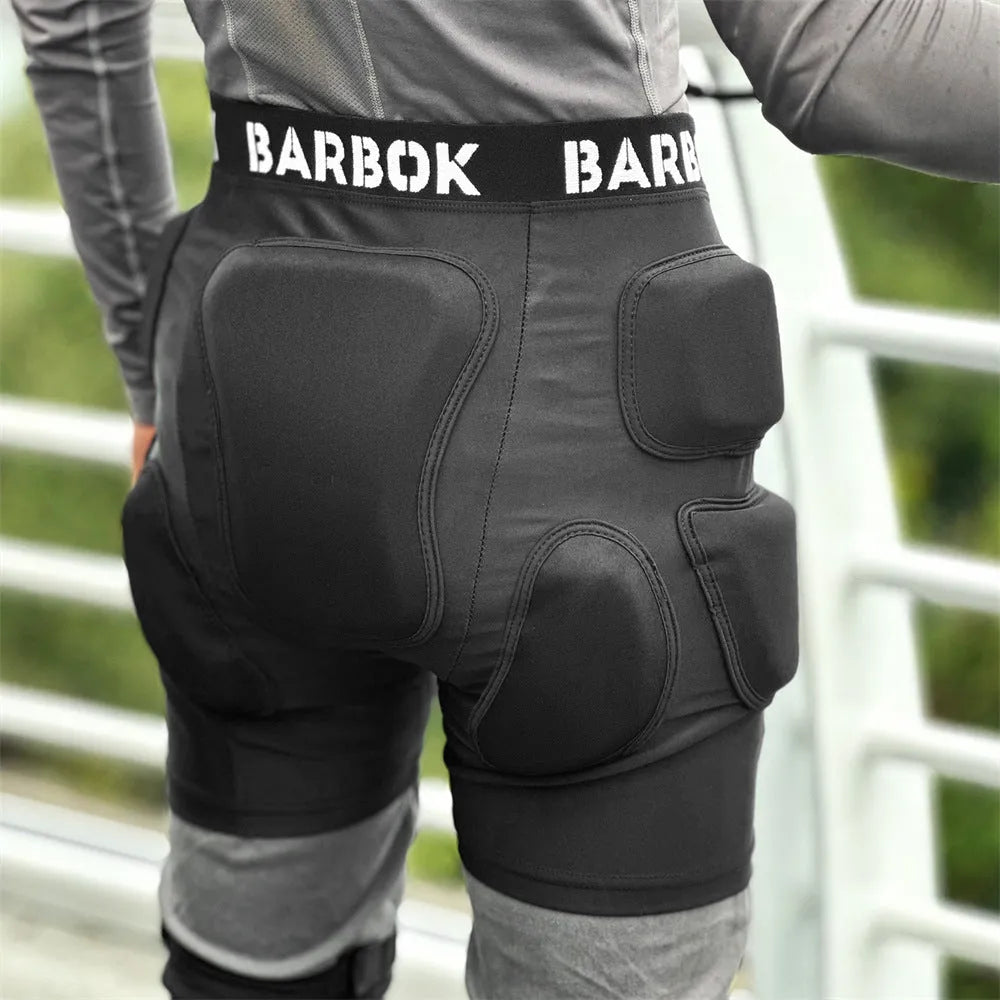 Black adult hip protection pad for skating and skiing, made from spandex and NBR foam.