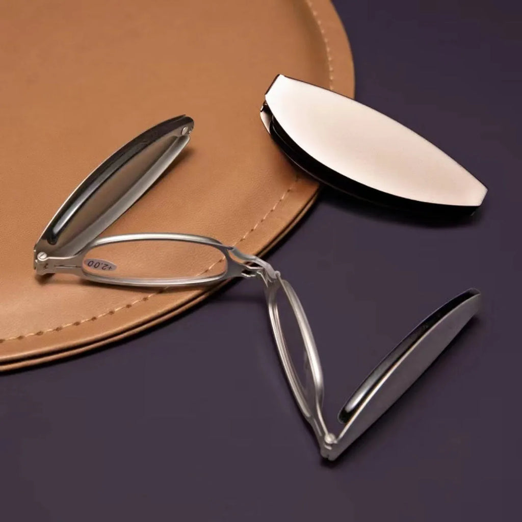 Folding presbyopic reading glasses for men with retro ring design on black frame