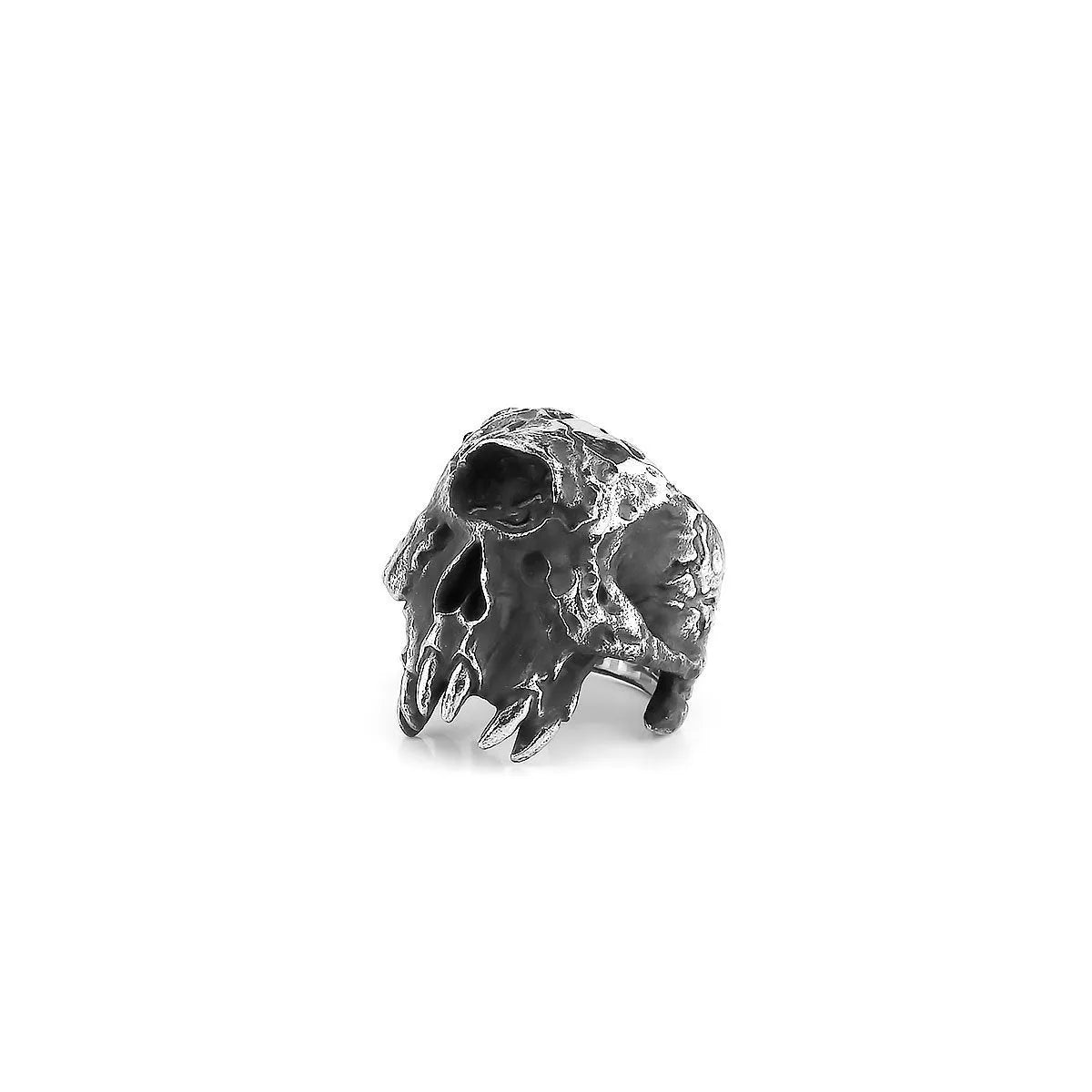 Alloy skull ring with one-eyed design in retro punk style