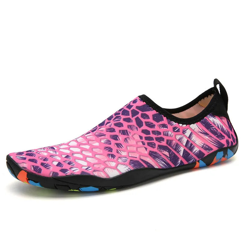 Lycra beach wading shoes in multiple colours with EVA midsoles for swimming and water activities