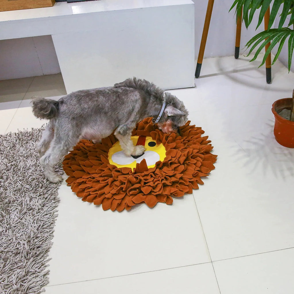 Brown lion design pet sniffing pad with textured surface for hiding dog or cat treats