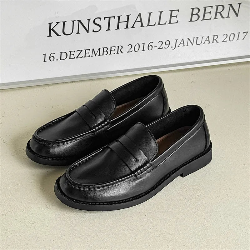 Men's slip-on casual shoes in retro style with PU microfiber upper and rubber sole