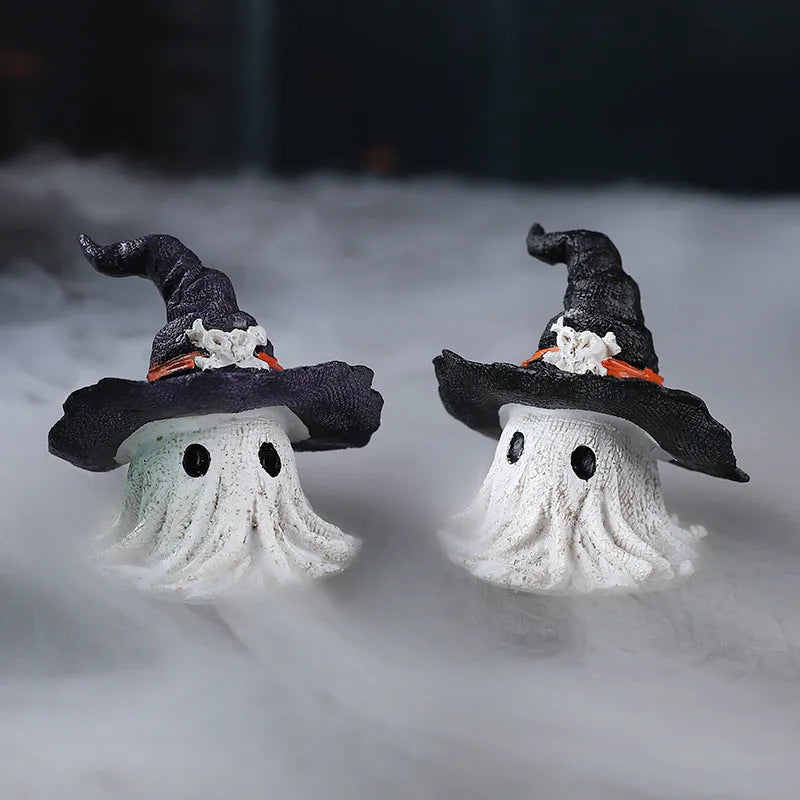 Resin wizard hat ghost ornament in black or purple colour for Halloween and Christmas decorations