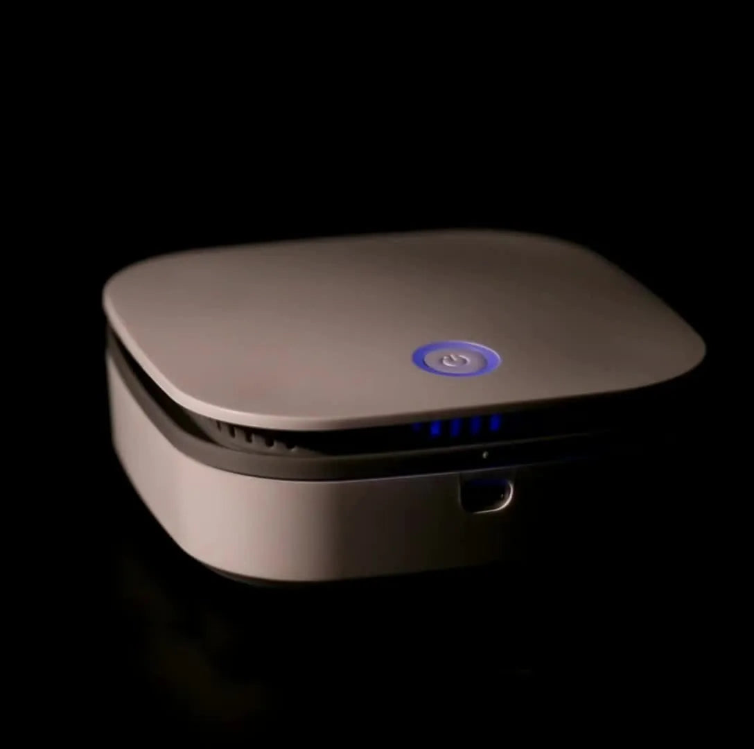 White USB-powered air purifier for car use with button control