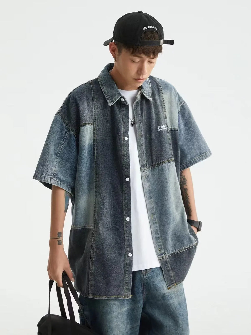 Blue men's loose-fit denim shirt with Japanese retro wash and stitching details