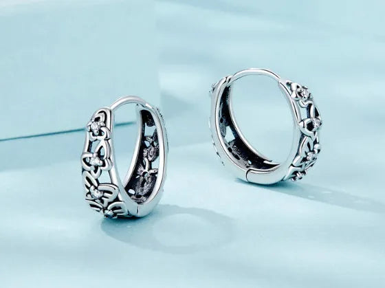 Retro hollow butterfly sterling silver earrings with zircon detailing and animal modelling design