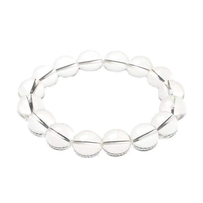 Natural Donghai old materials white crystal bracelet with round beads in a single circle.