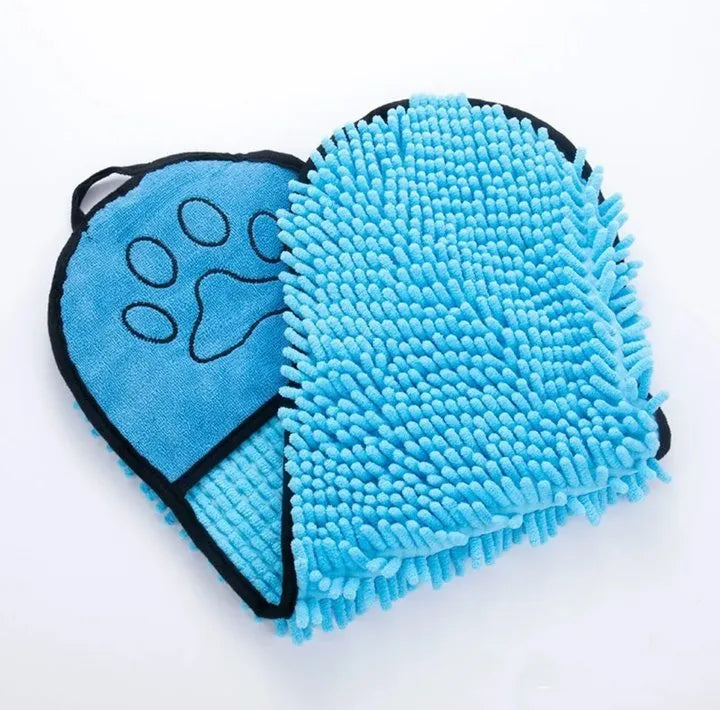Blue pet bath towel for dogs and cats, size 62 by 23 centimetres