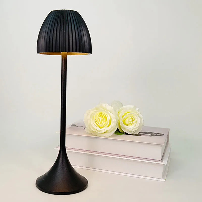 Ins pattern dimming small night lamp with thin round base in black or white colour options