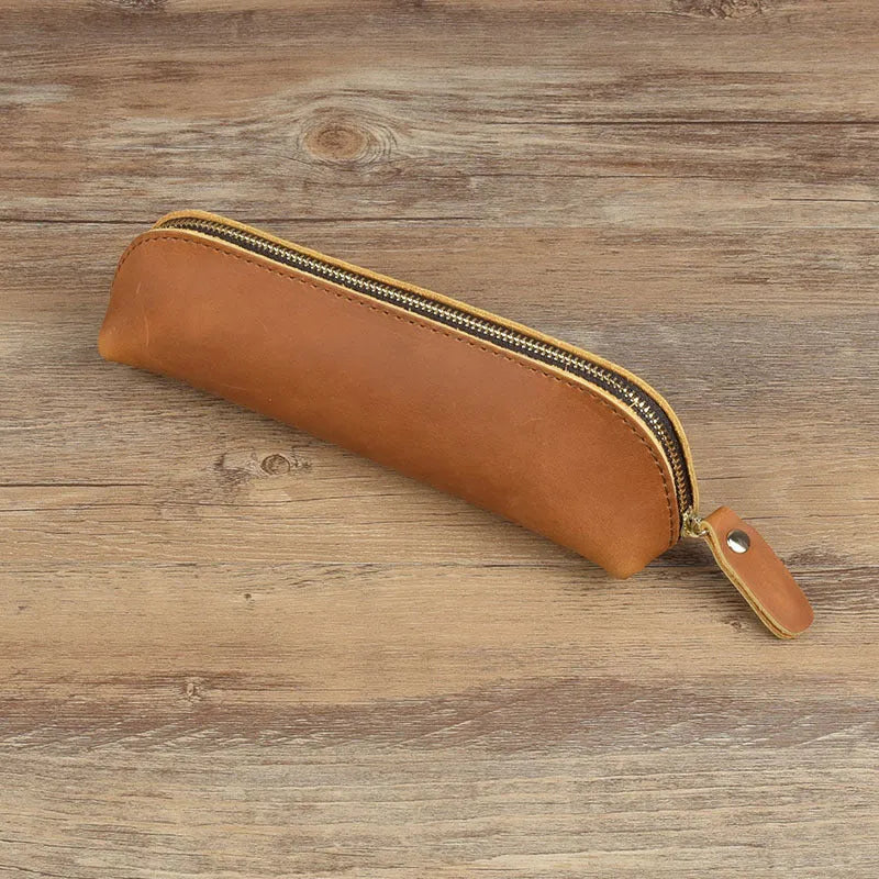 Genuine cowhide leather pencil case with square 18cm x 6cm dimensions and zipper closure