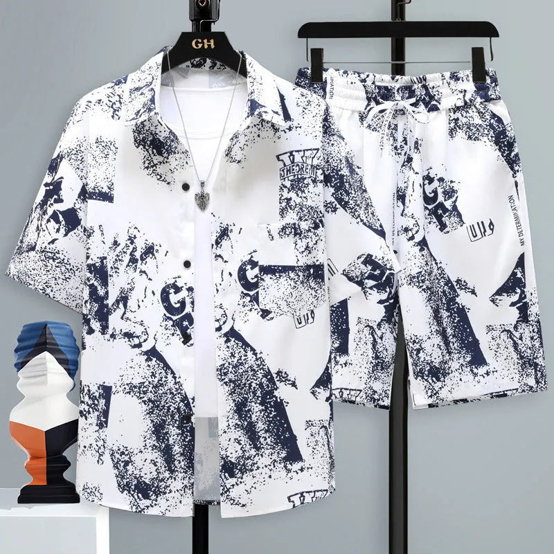 Men's casual sportswear two-piece set with short sleeve top and matching shorts in polyester fabric
