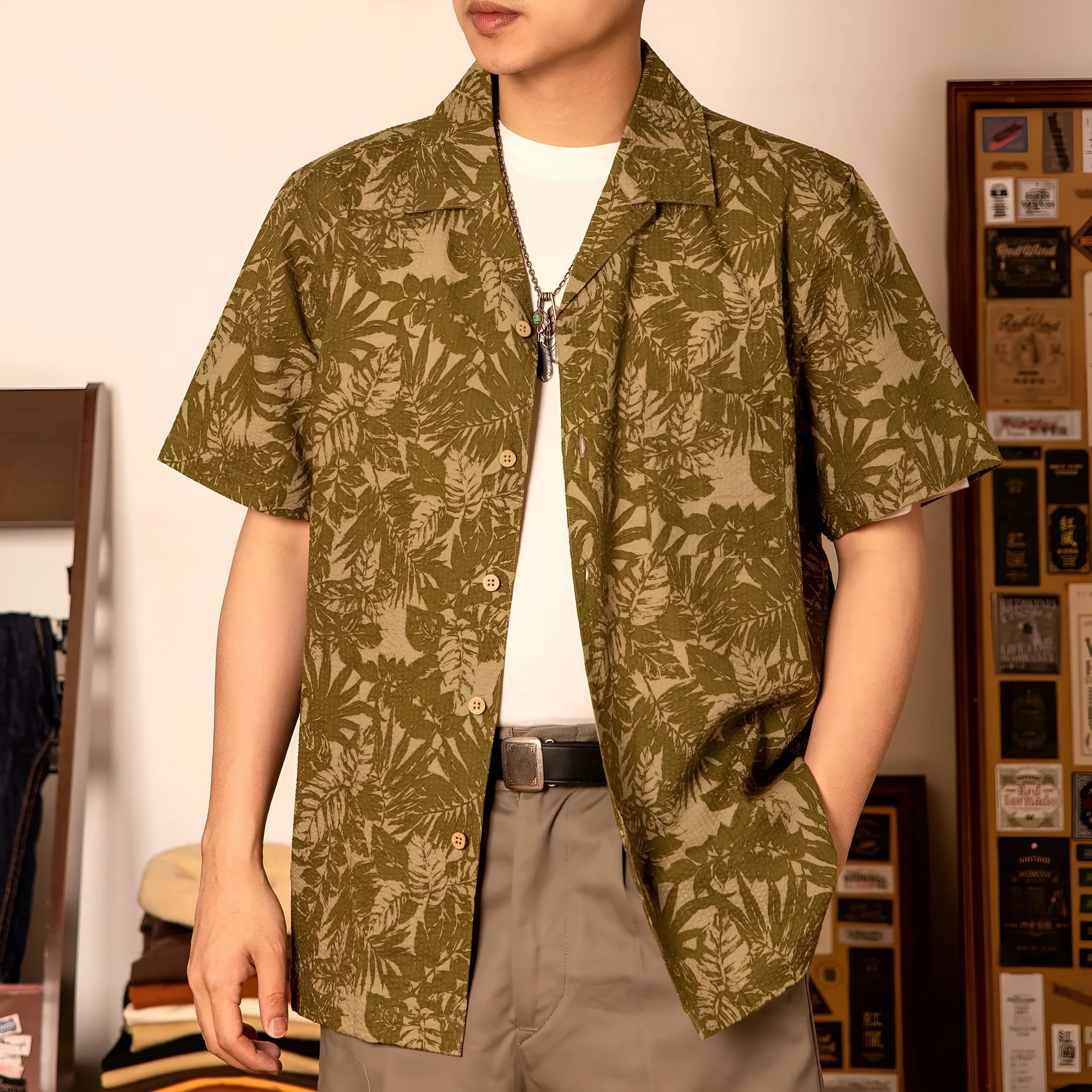 Vintage floral print seersucker shirt with Cuban collar in loose cardigan style for men