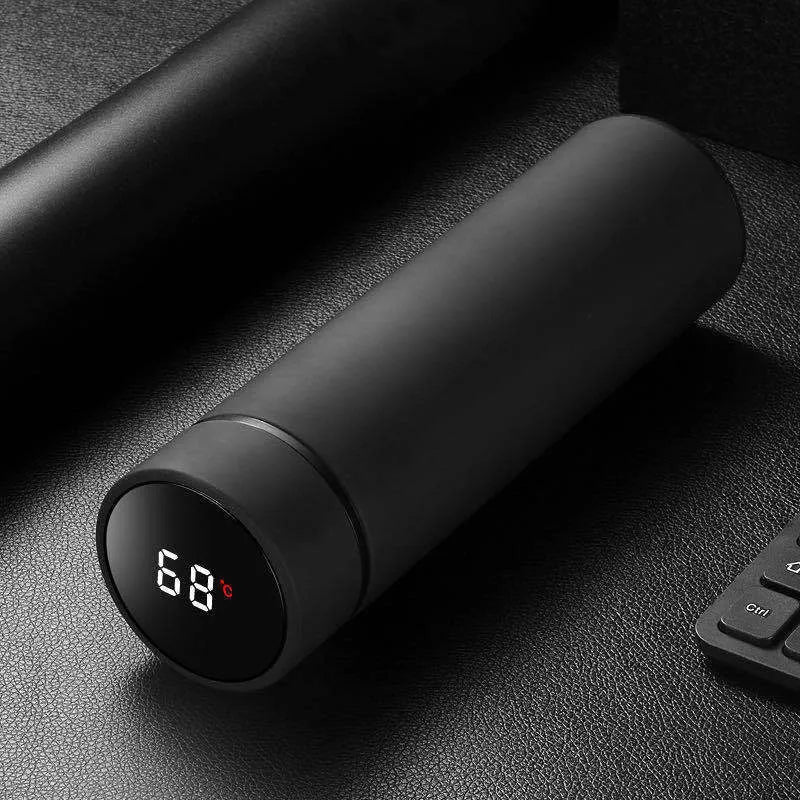 450ml stainless steel vacuum-insulated water bottle in black, red, gold, blue, and colour-changing temperature-sensitive versions.