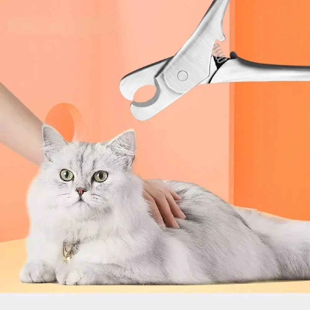 Silver professional pet nail clipper with stainless steel blades and safety guard for dogs and cats.