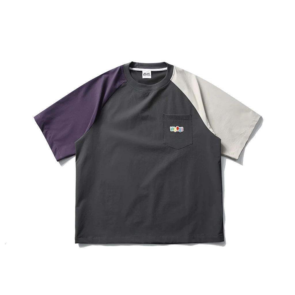 Dark grey men's loose fit t-shirt with contrast colour raglan short sleeves.