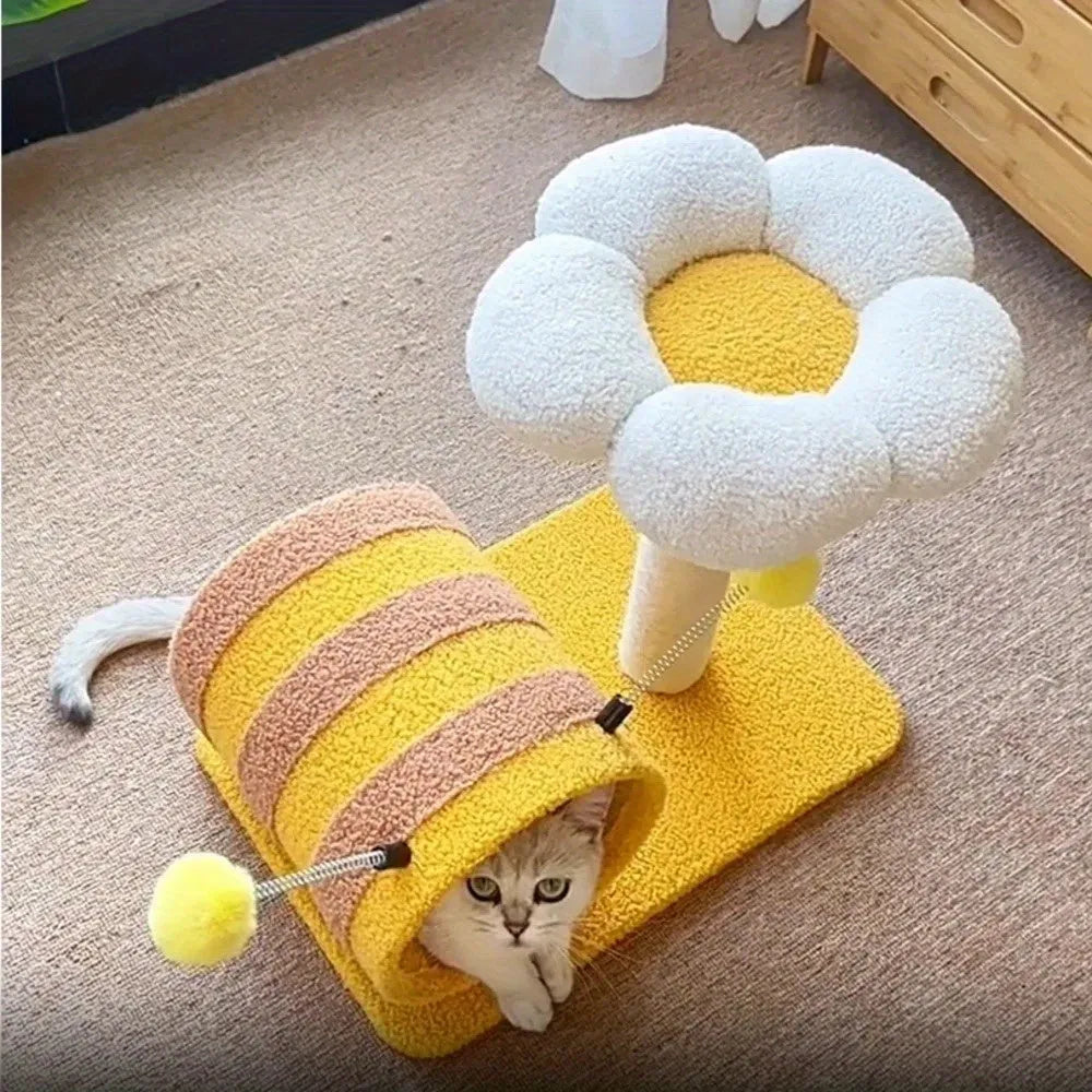 Yellow bee-themed cat climbing frame with sisal scratching board and play tunnel