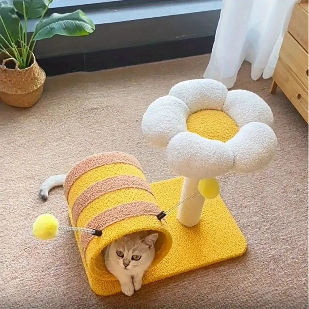 Yellow bee-themed cat climbing frame with sisal scratching board and play tunnel