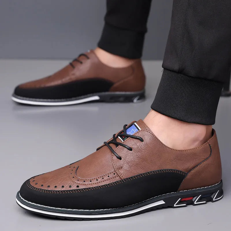 Men's casual leather shoes in black with rubber sole, leather toe cap, and stitching detail.